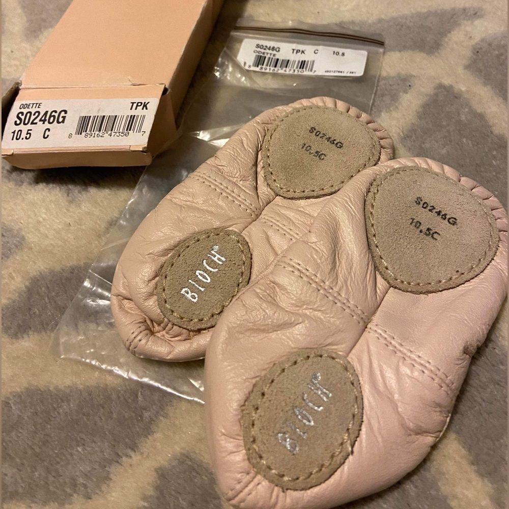🌸Bloch odette style girls leather ballet dance shoe size 10.5C new in box